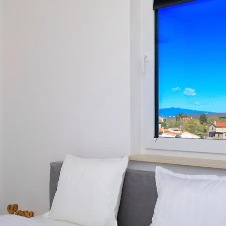 Mialis Appartement Vrh (Krk)