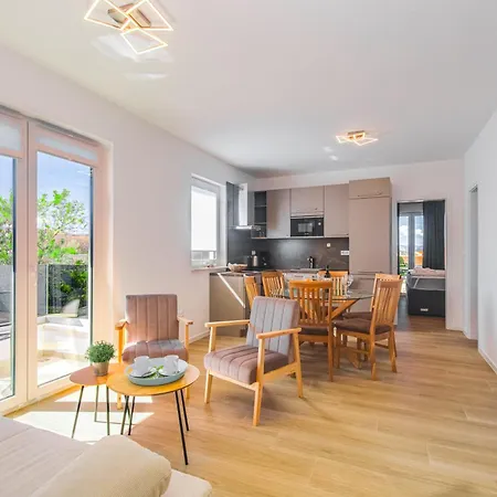 Apartment Mialis Krk Town