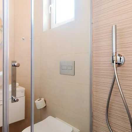 Mialis Apartment