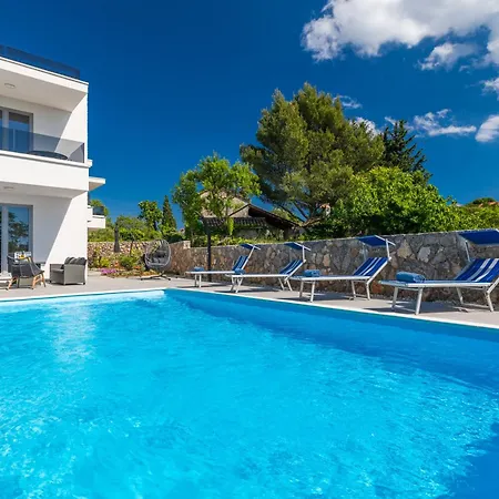 Διαμέρισμα Mialis