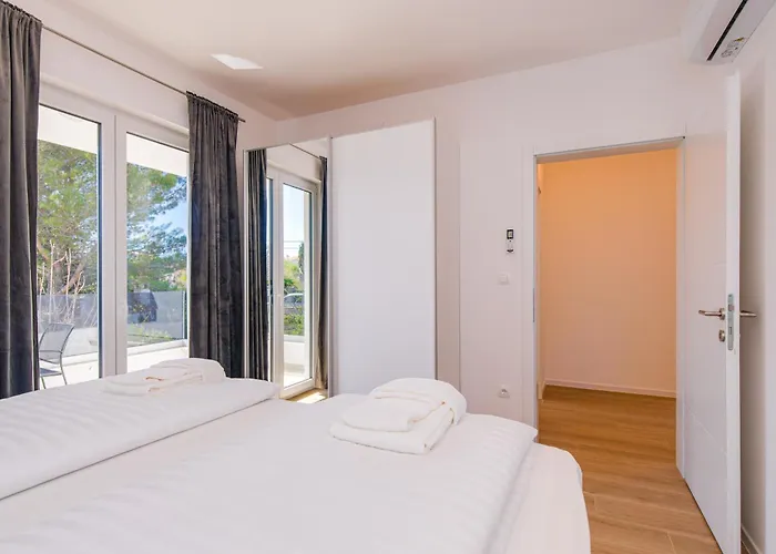 Mialis Διαμέρισμα Vrh (Krk)